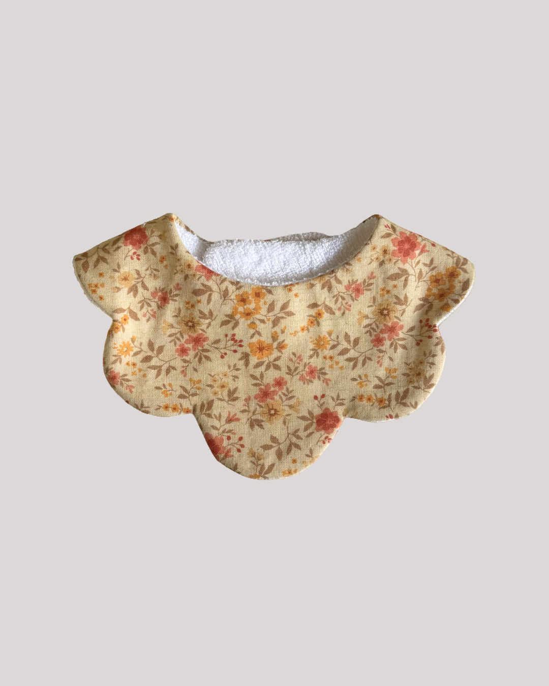 Scalloped Bib | Adalyn