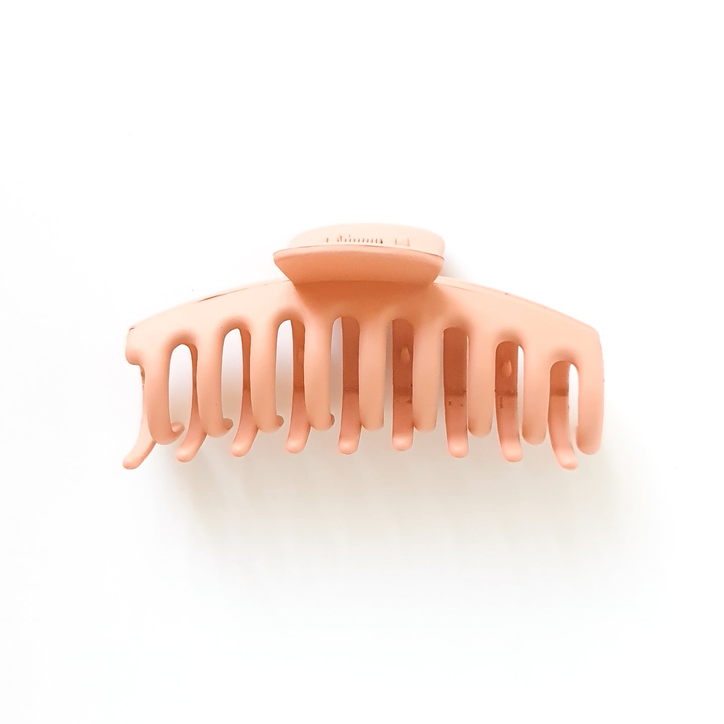 Maddie Hair Claw | Peach